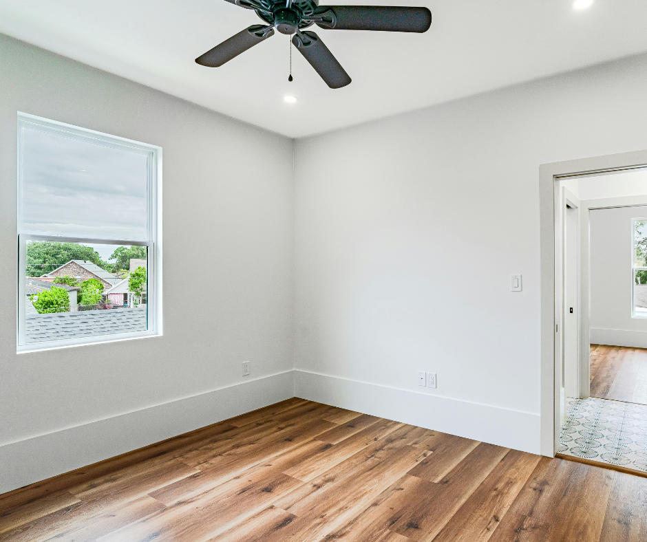 Hardwood - The Timeless Classic: Exploring the Different Types of Oak Flooring | Giant Commercial Flooring Hardwood - The Timeless Classic: Exploring the Different Types of Oak Flooring | Giant Commercial Flooring