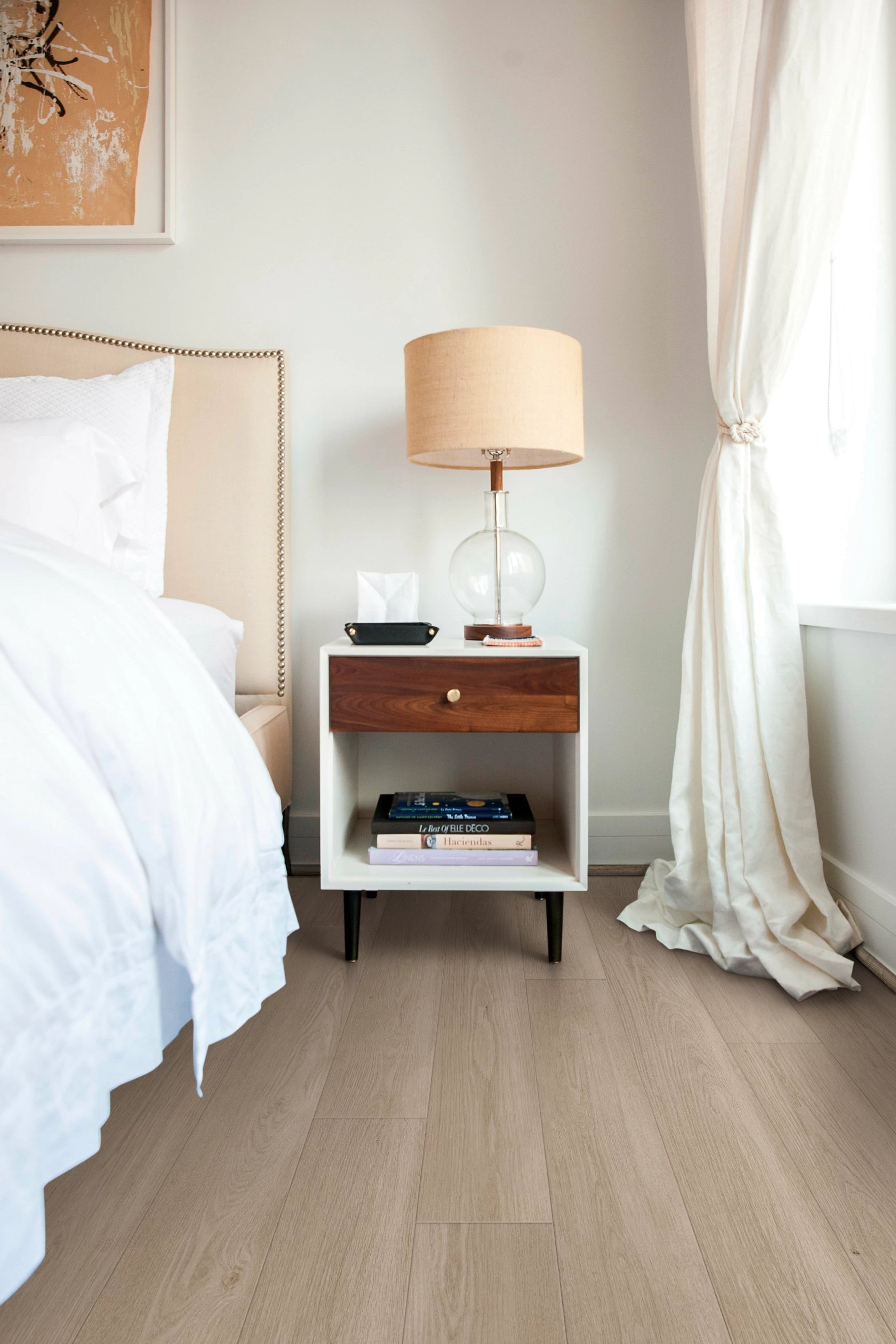 COREtec VV880 COREtec Premium 7″ Balanced Oak Coretec 2 COREtec - VV880 COREtec Premium 7" Balanced Oak | Giant Commercial Flooring